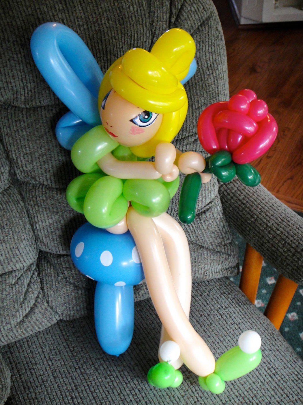 balloon art twisting 99 All Party Art Sacramento Face Painting and Balloon Twisting